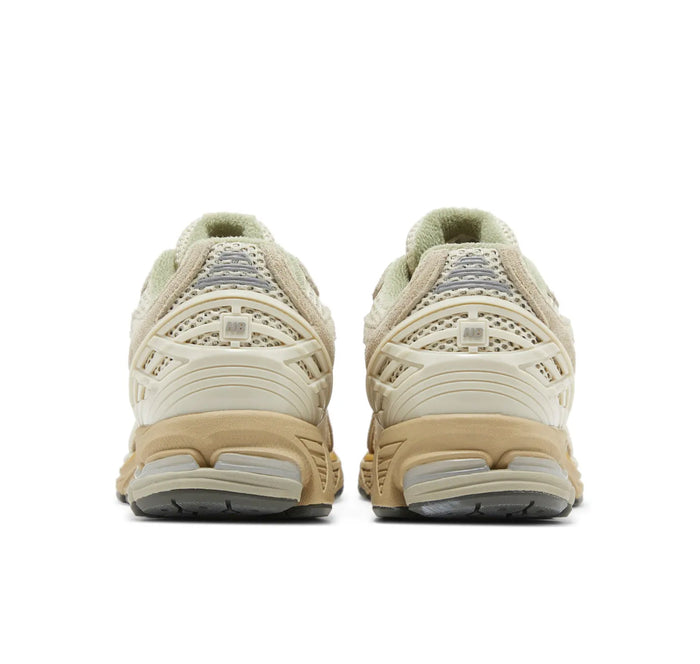 New Balance 1906R AURALEE Bone White