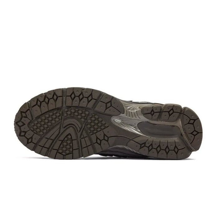 New Balance 1906R Driftwood Dark Mushroom