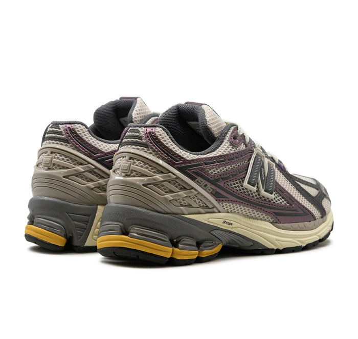 New Balance 1906R Licorice