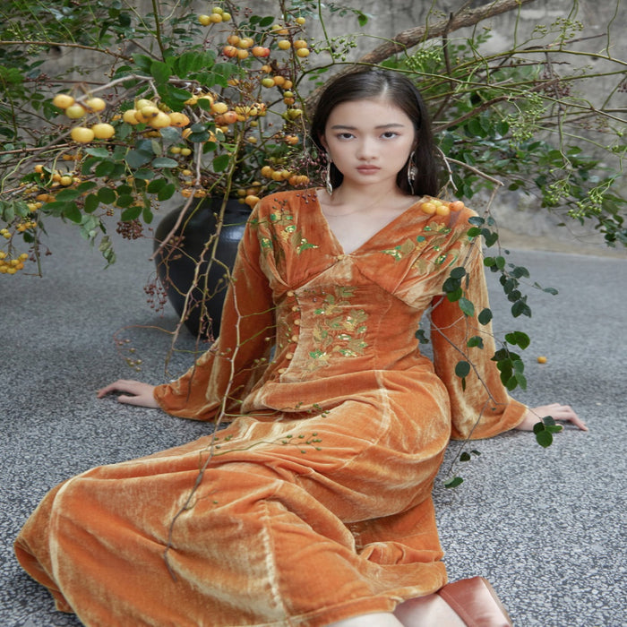 Designer hand painted osmanthus embroidery and sequins New Chinese style velvet dress image 1