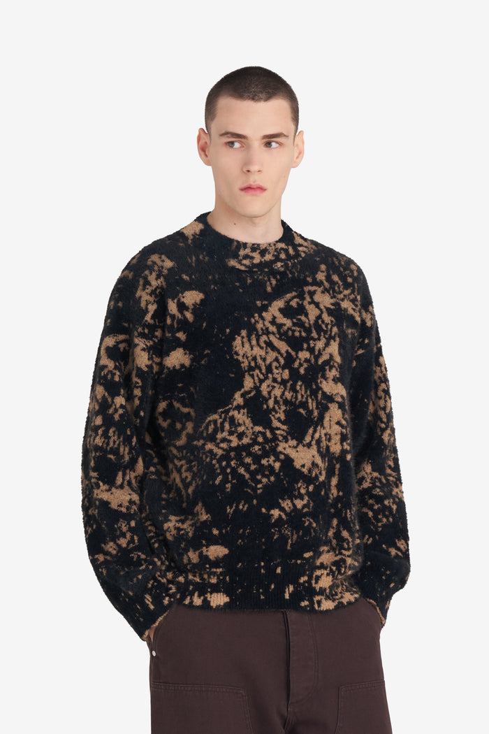 CLAIRE TABOURET + ETUDES STUDIO ROUND NECK 2