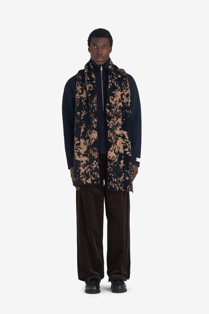 ETUDES STUDIO SCARF CLAIRE TABOURET BLACK 2